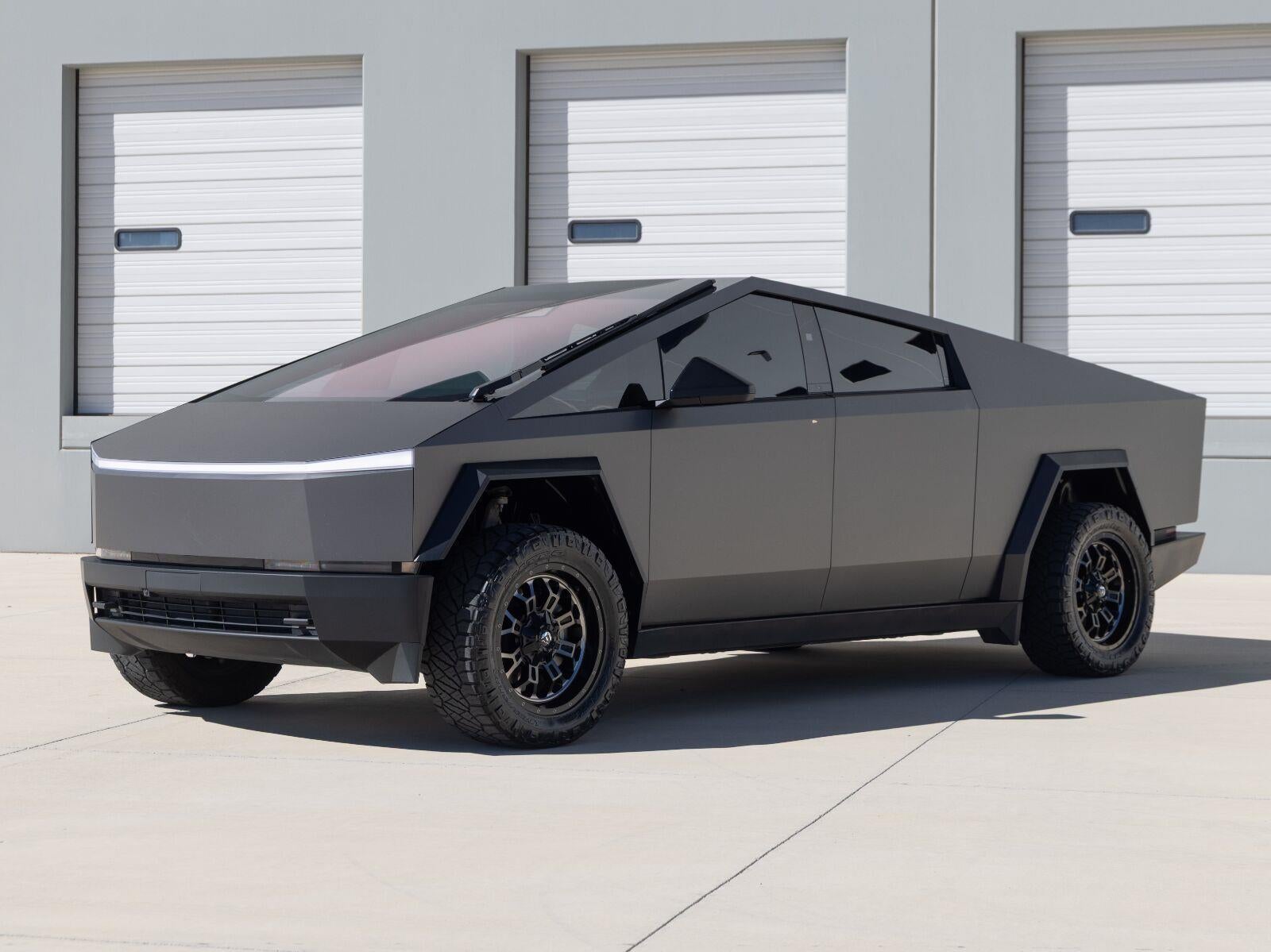 2024 Tesla Cybertruck All-Wheel Drive