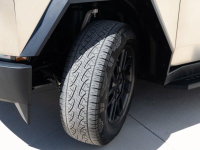 2025 Tesla Cybertruck All-Wheel Drive