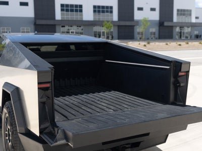 2025 Tesla Cybertruck All-Wheel Drive