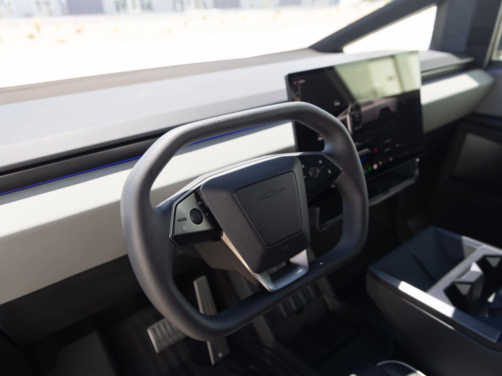 2025 Tesla Cybertruck All-Wheel Drive