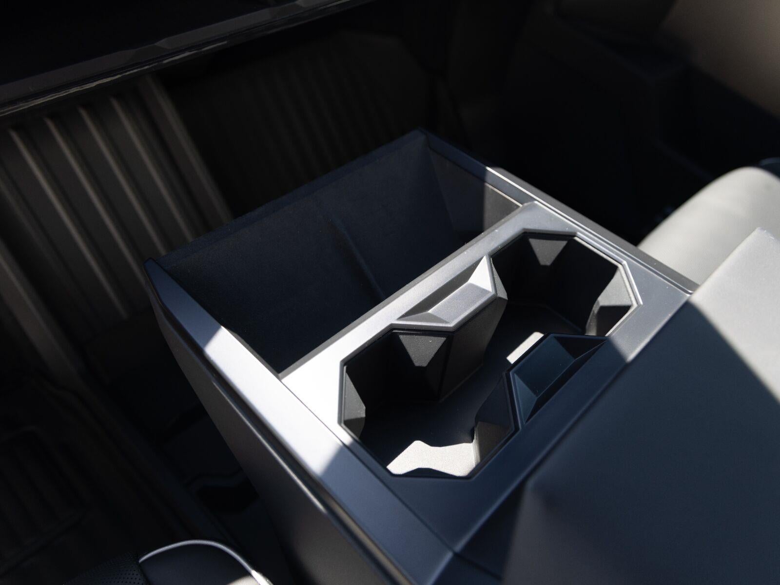 2025 Tesla Cybertruck All-Wheel Drive