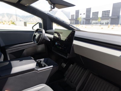 2025 Tesla Cybertruck All-Wheel Drive