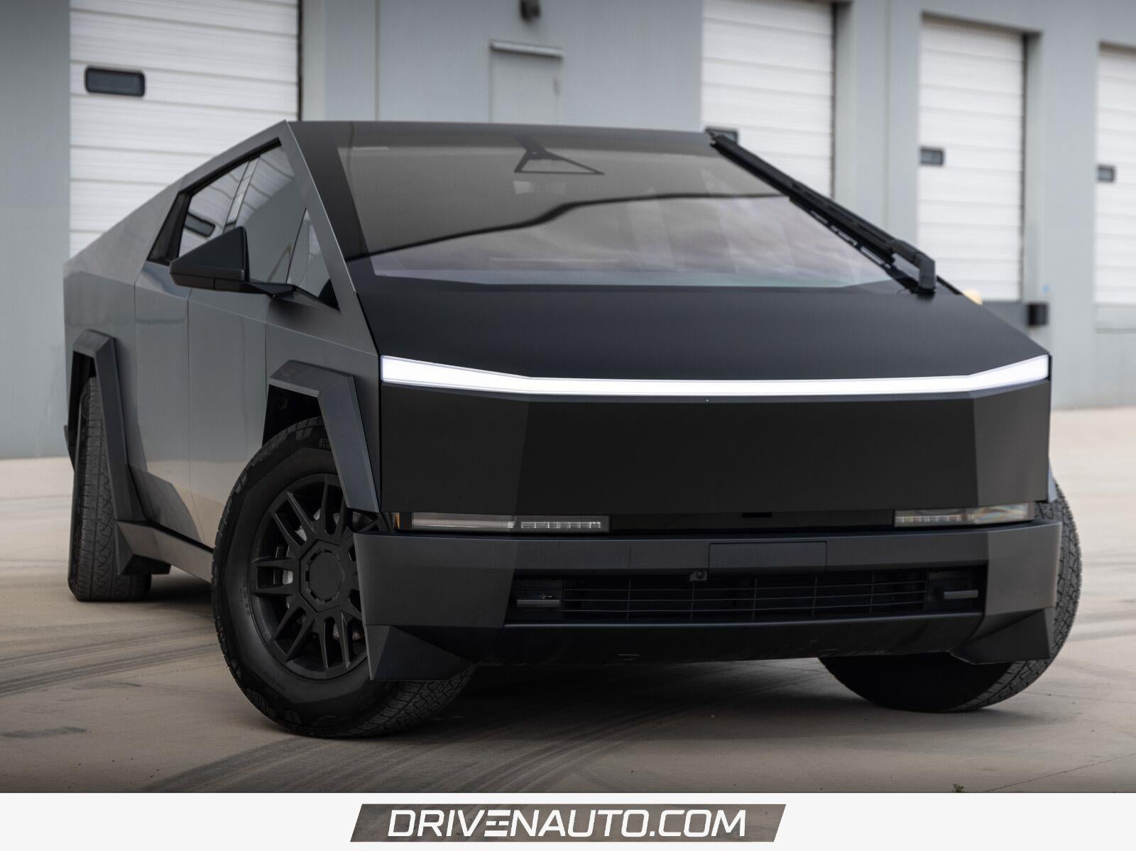 2025 Tesla Cybertruck All-Wheel Drive