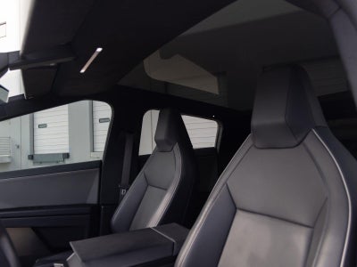 2025 Tesla Cybertruck All-Wheel Drive