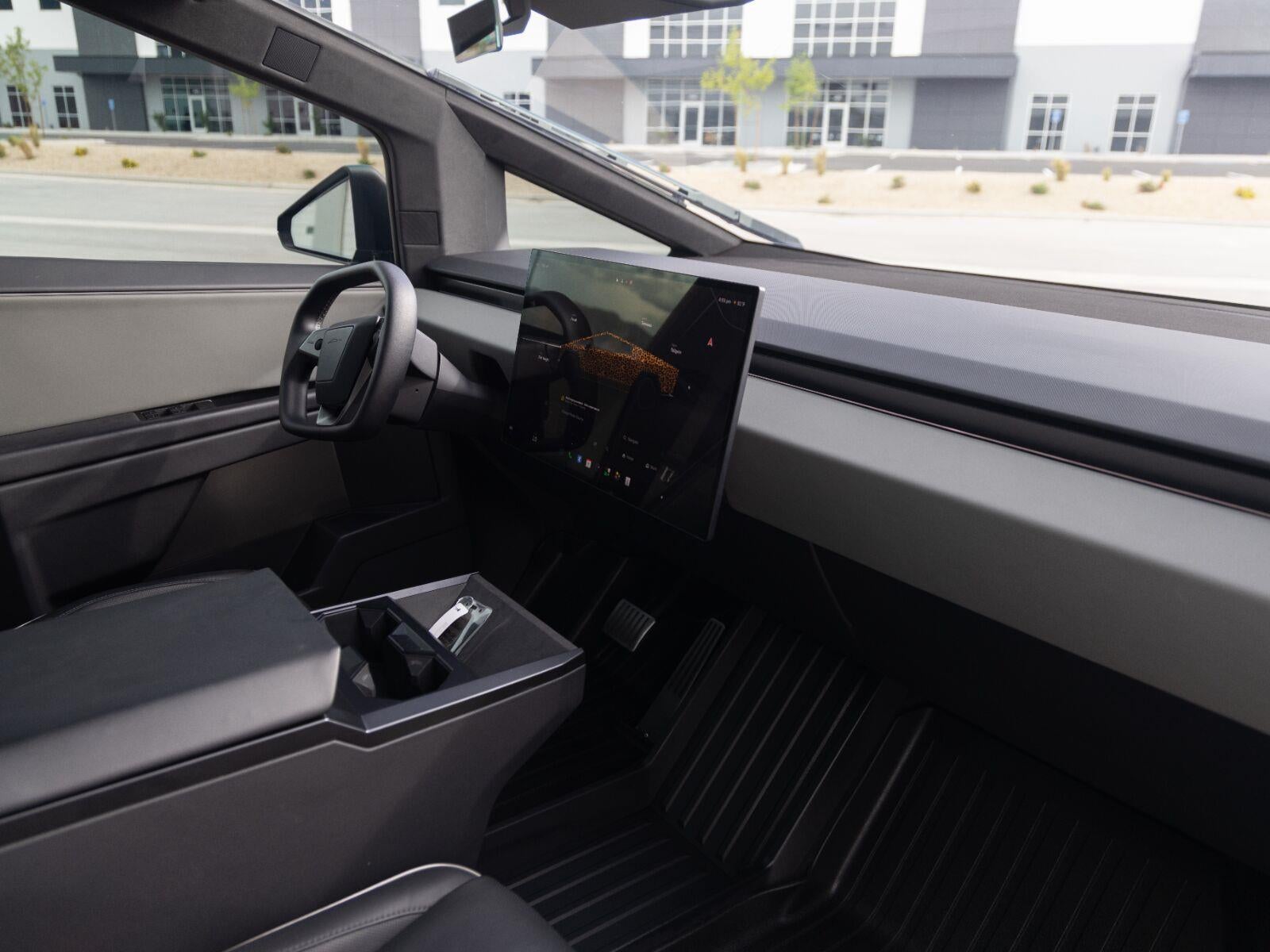 2025 Tesla Cybertruck All-Wheel Drive