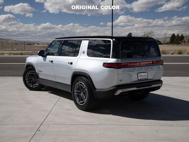 2025 Rivian R1S Adventure