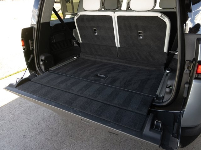 2025 Rivian R1S Adventure