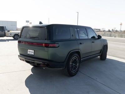 2025 Rivian R1S Adventure