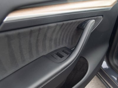 2023 Tesla Model Y Long Range Dual Motor All-Wheel Drive