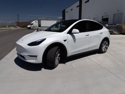 2023 Tesla Model Y Long Range