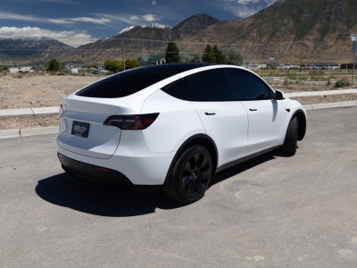 2024 Tesla Model Y Long Range