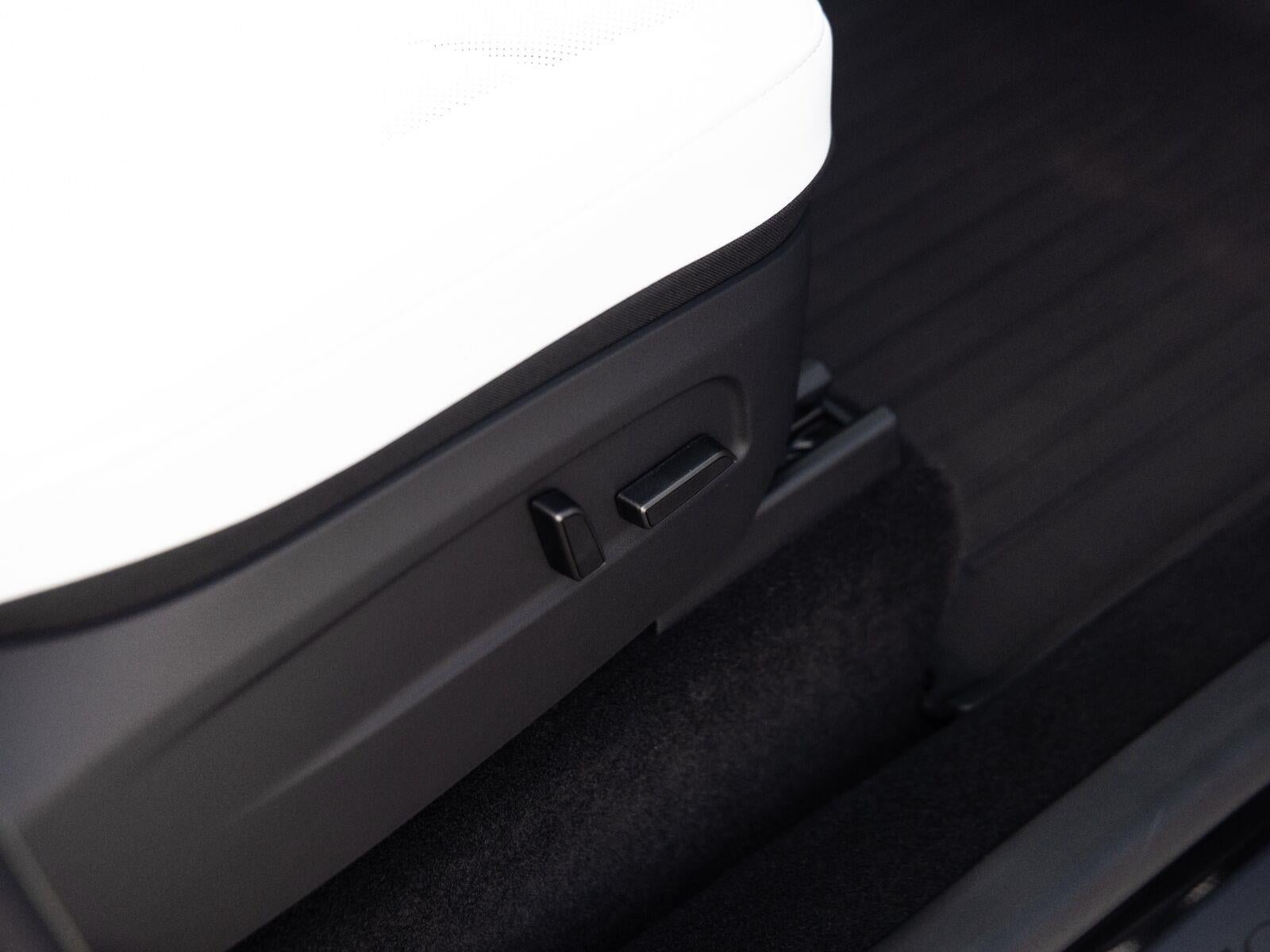2026 Tesla Model Y Premium