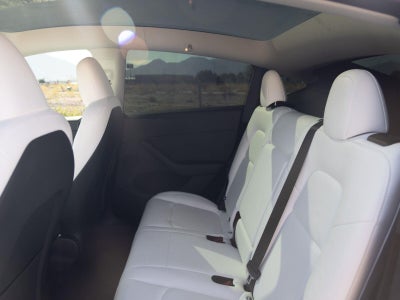 2025 Tesla Model Y Long Range