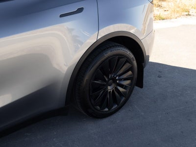 2025 Tesla Model Y Long Range