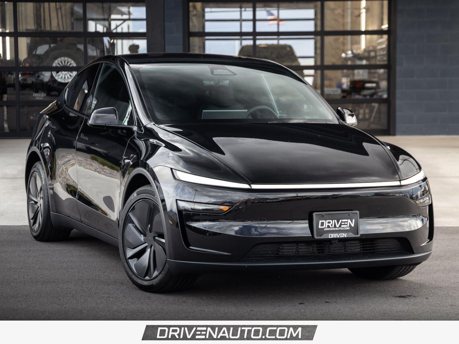 2026 Tesla Model Y Premium