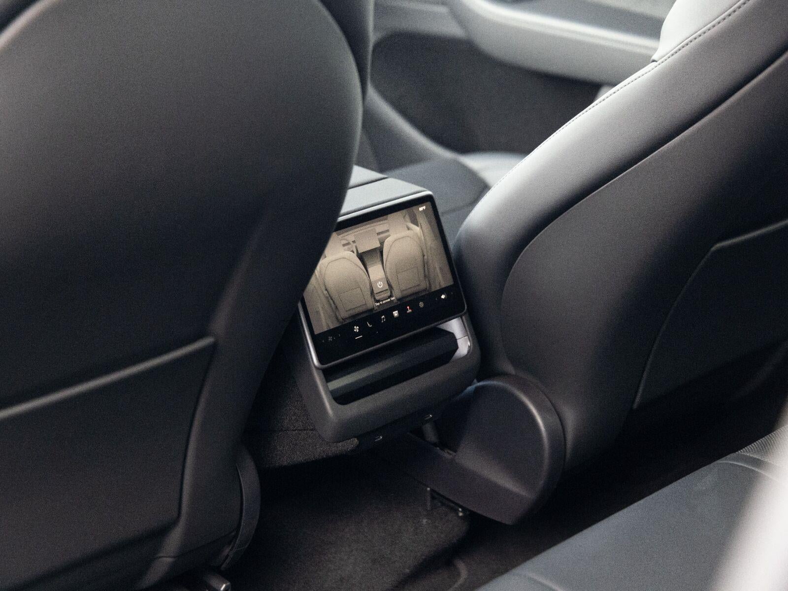 2026 Tesla Model Y Premium