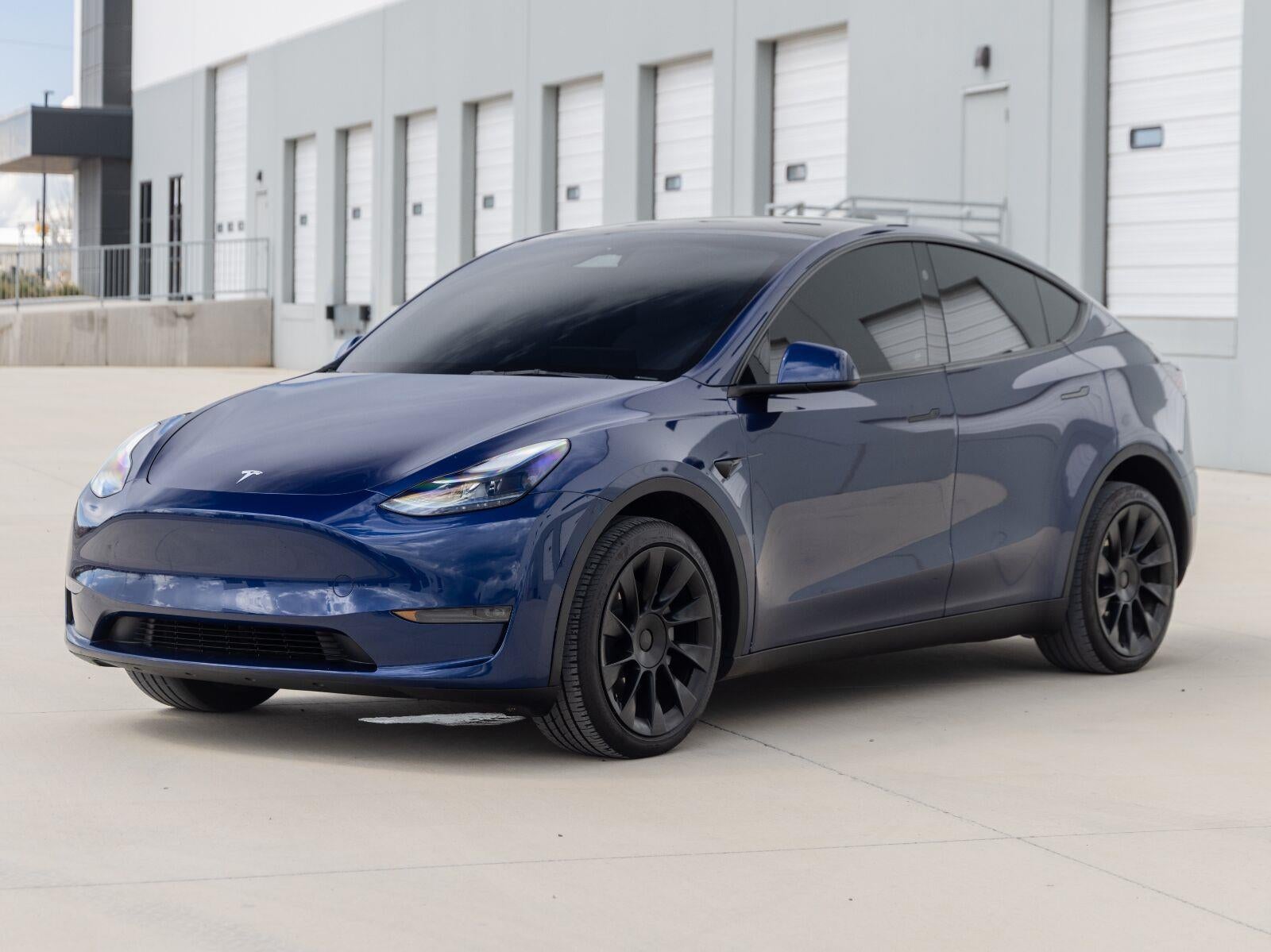 2023 Tesla Model Y Long Range
