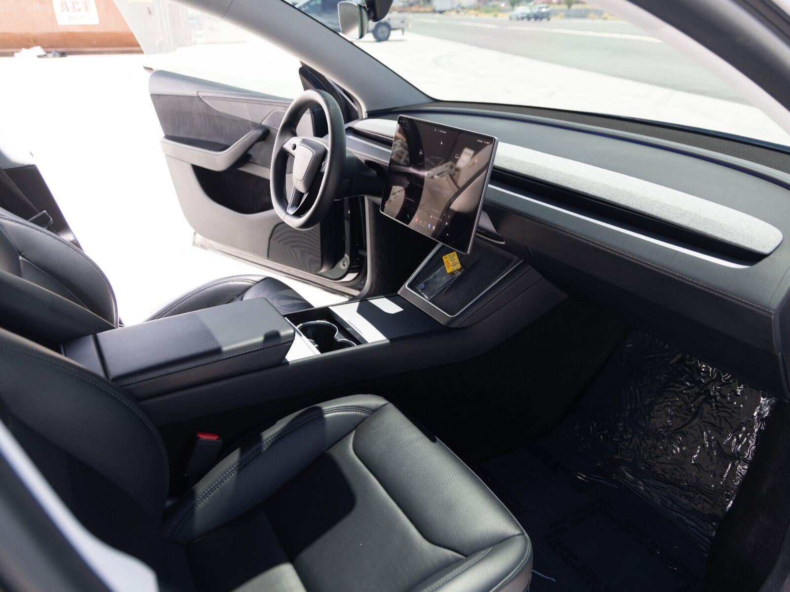 2026 Tesla Model Y Premium