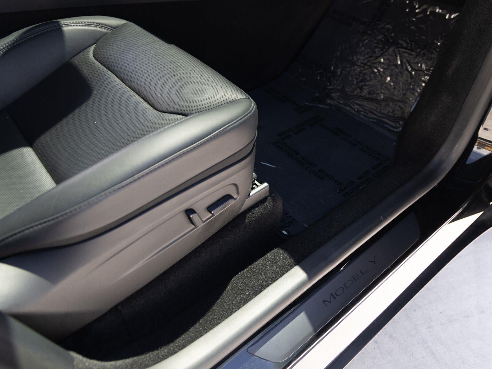 2026 Tesla Model Y Premium