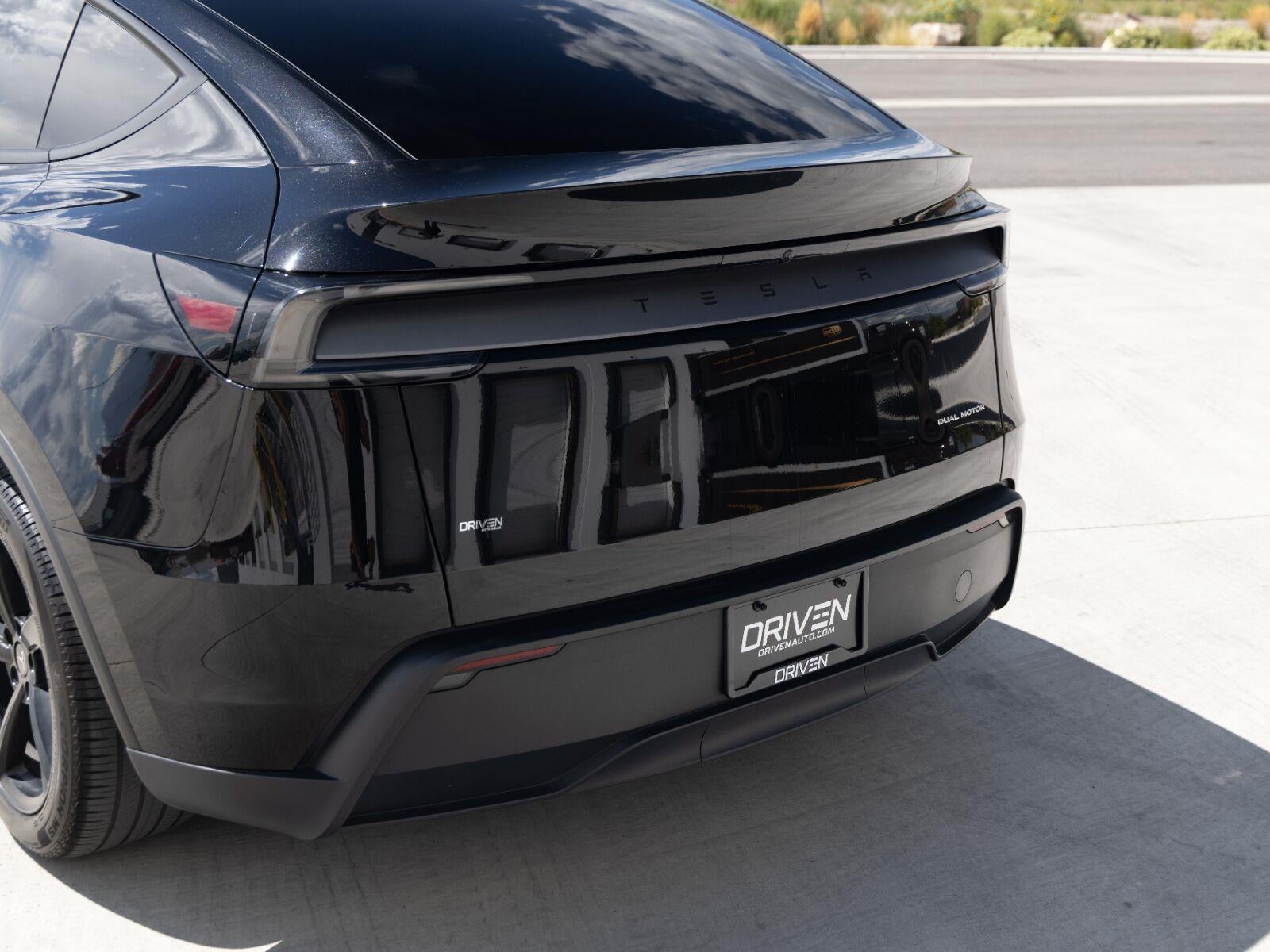 2026 Tesla Model Y Premium