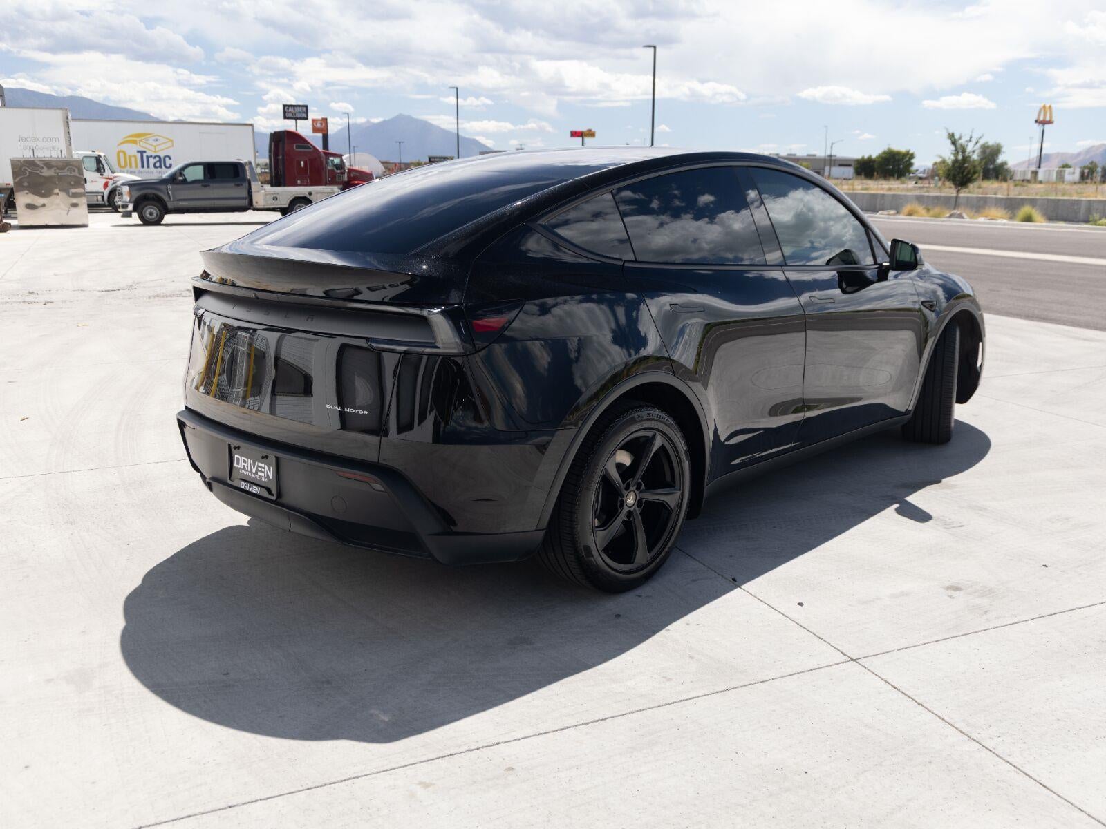 2026 Tesla Model Y Premium