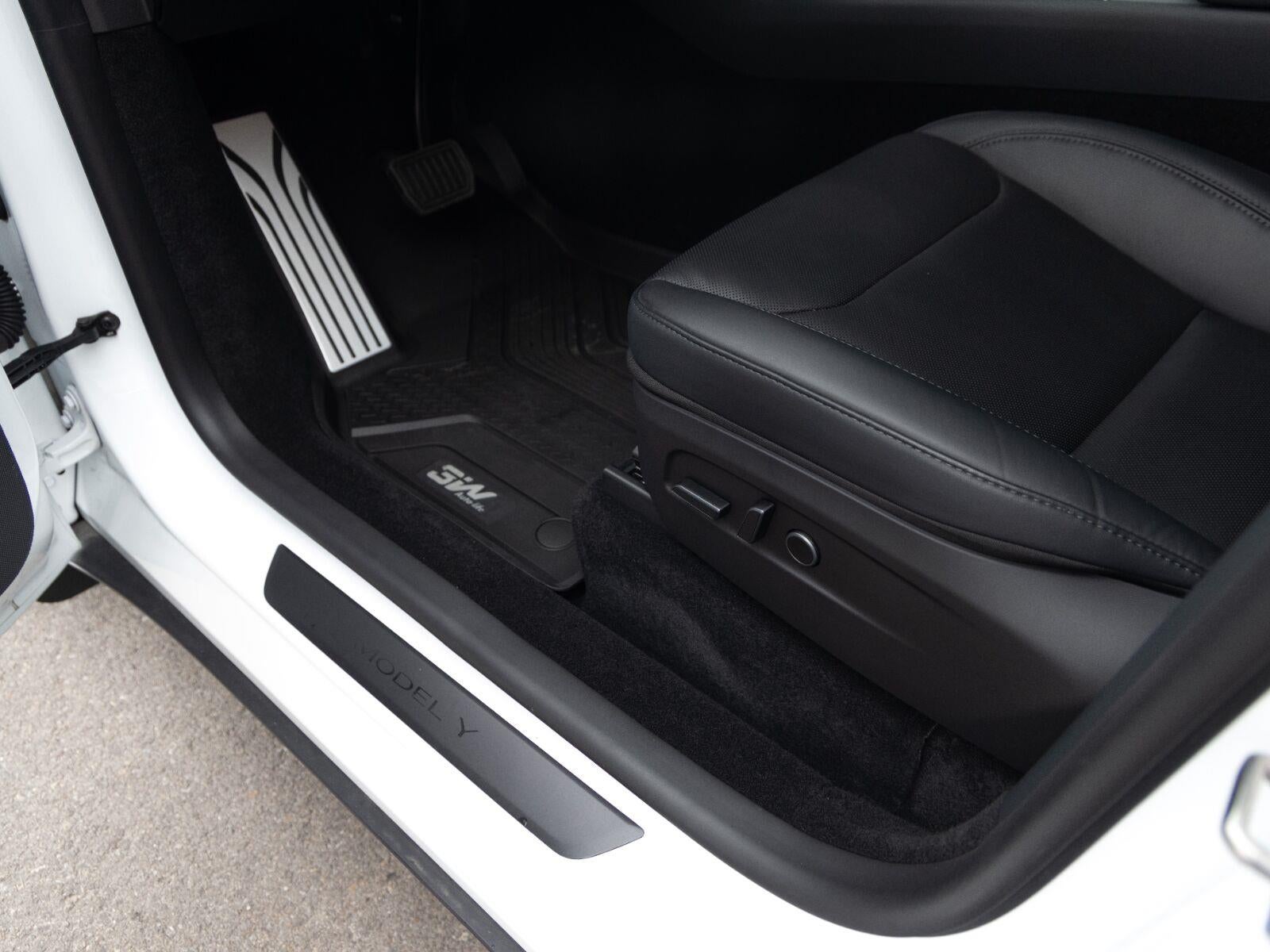 2026 Tesla Model Y Premium All-Wheel Drive