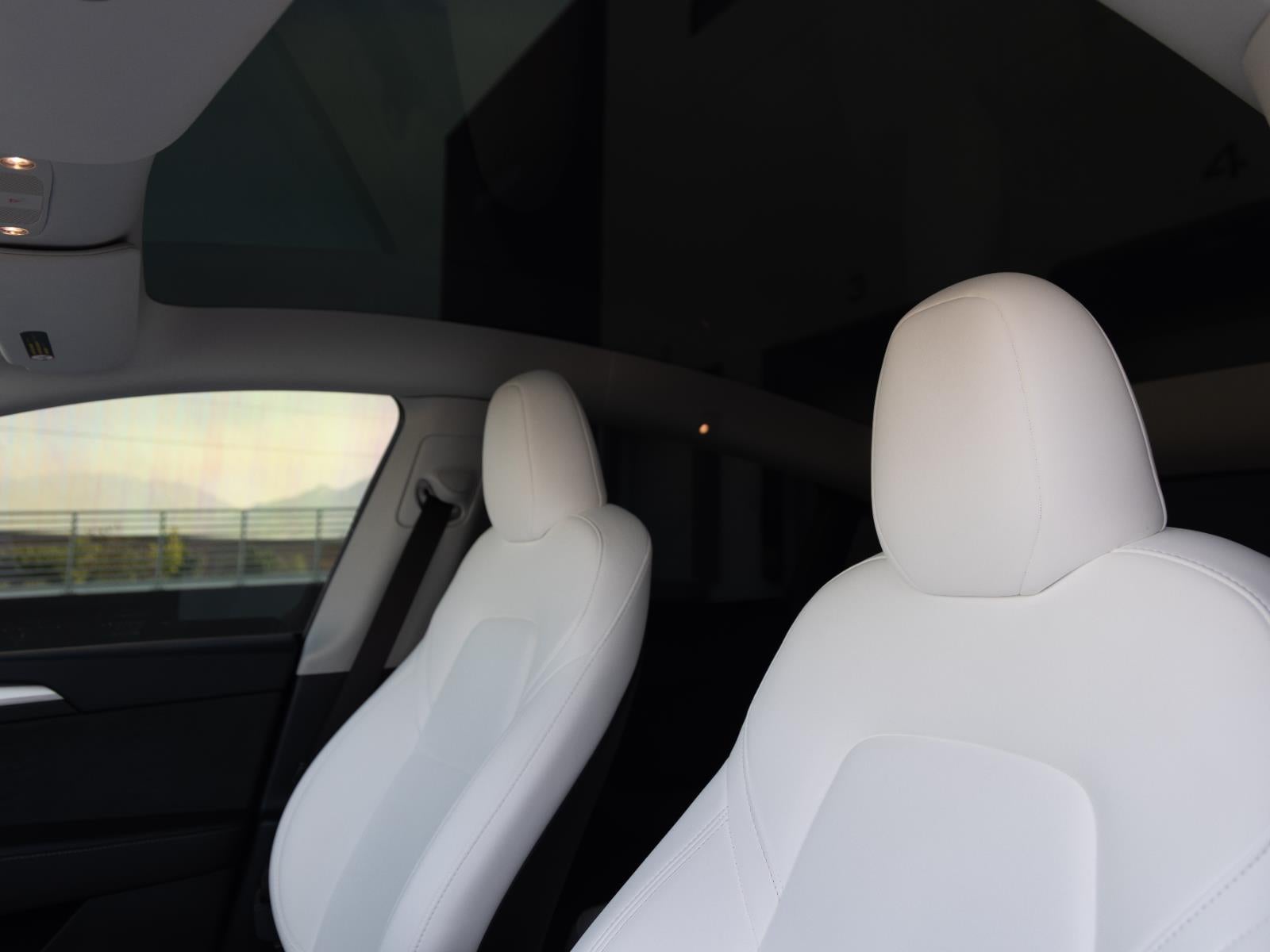 2024 Tesla Model Y Long Range Dual Motor All-Wheel Drive