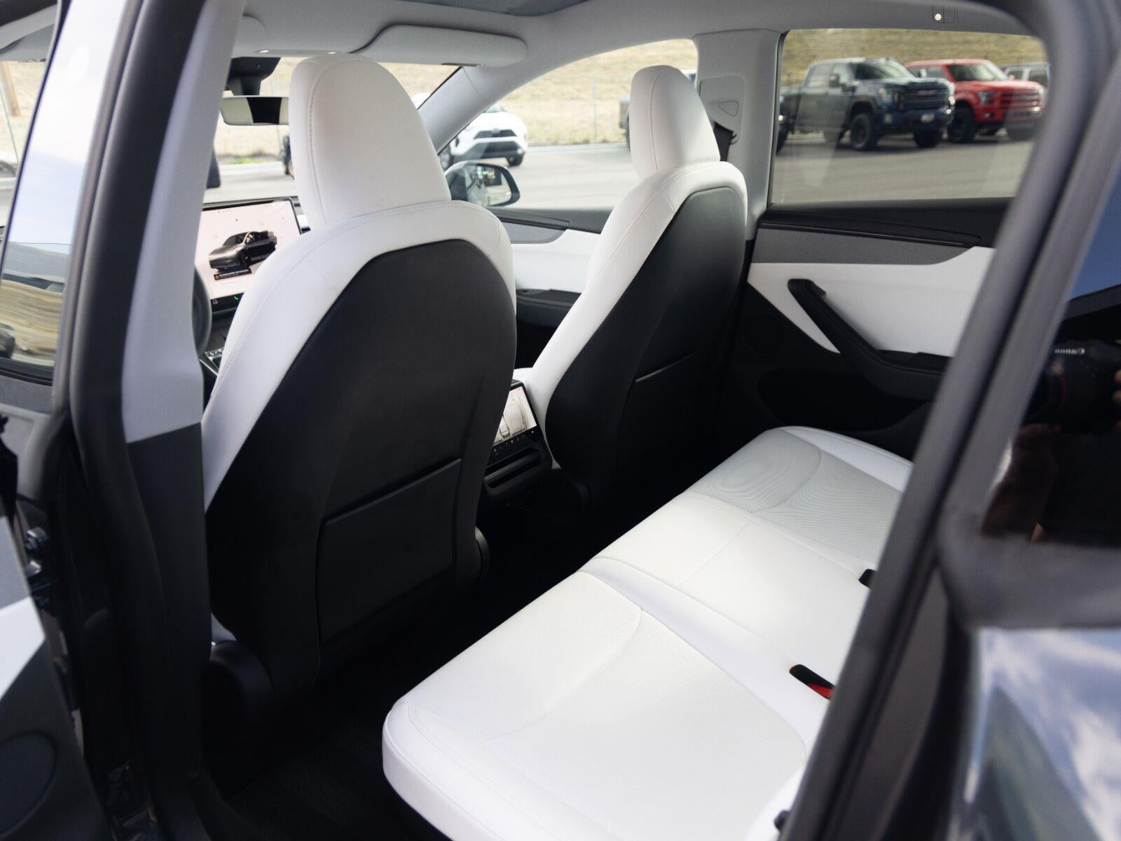 2026 Tesla Model Y Premium
