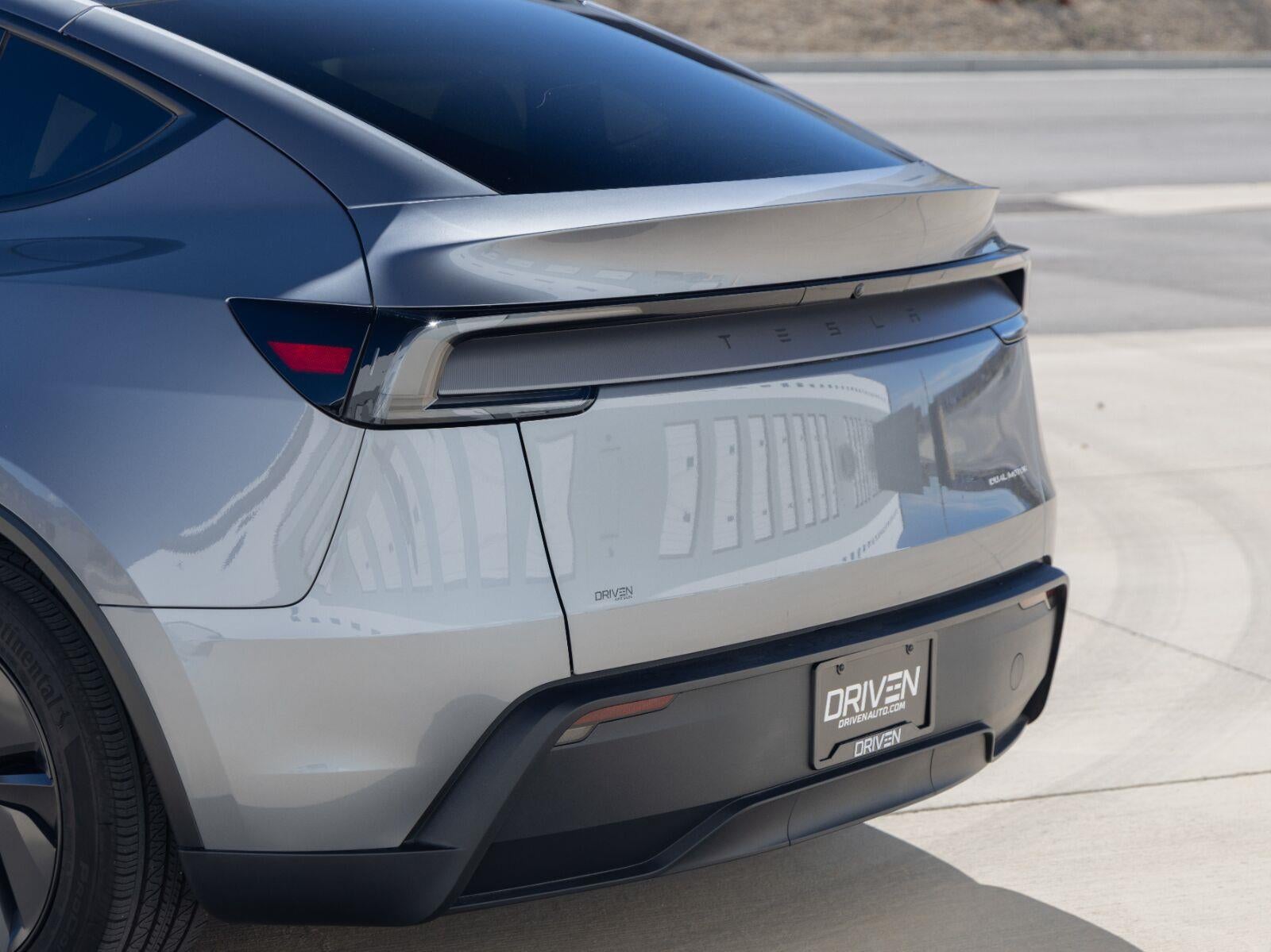 2026 Tesla Model Y Premium All-Wheel Drive
