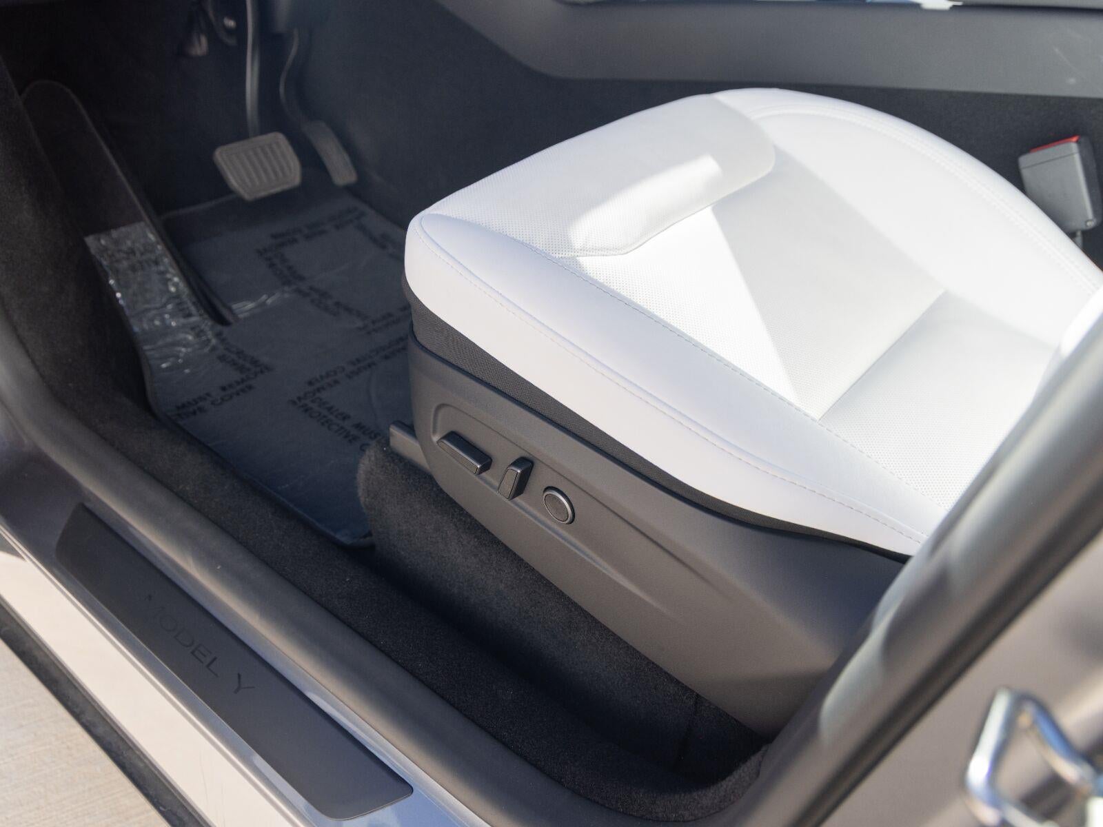 2026 Tesla Model Y Premium All-Wheel Drive
