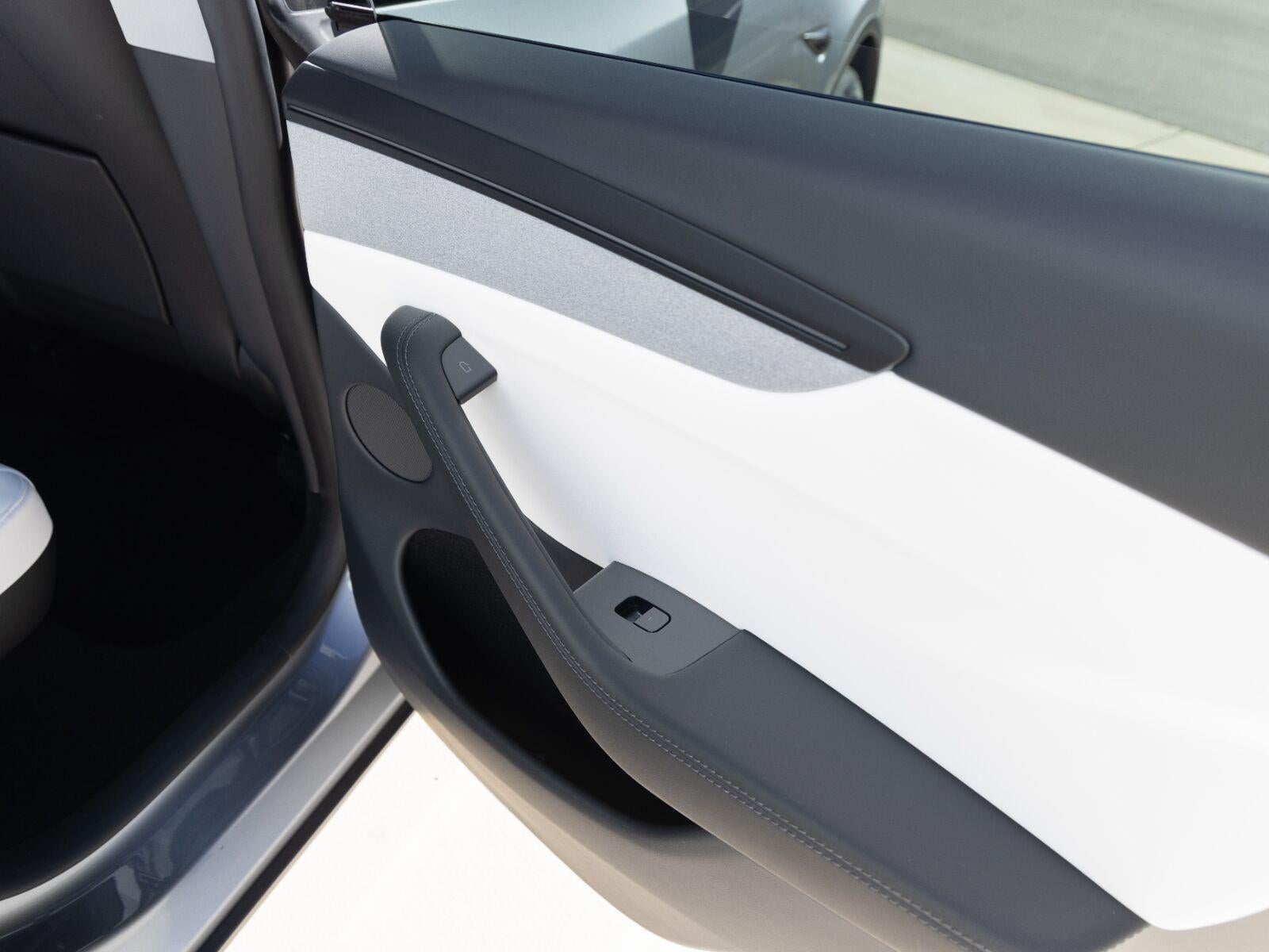 2026 Tesla Model Y Premium All-Wheel Drive