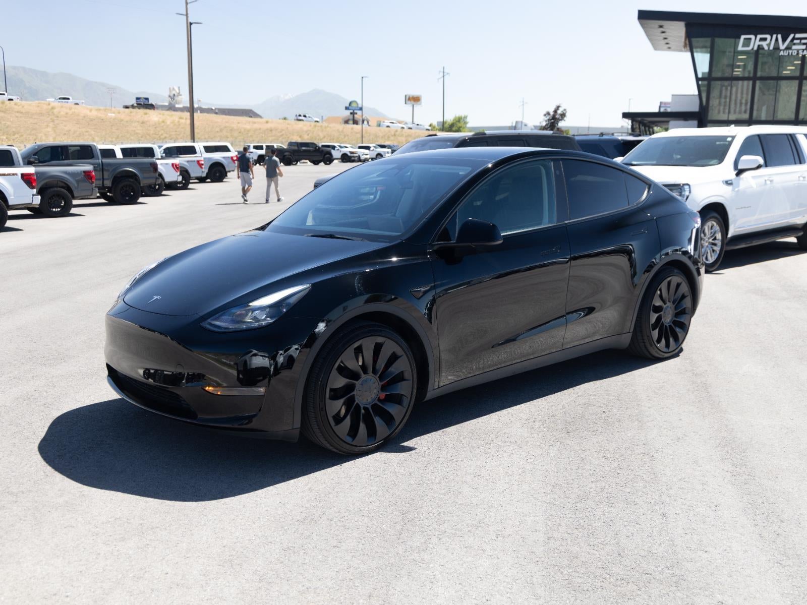 2023 Tesla Model Y Performance