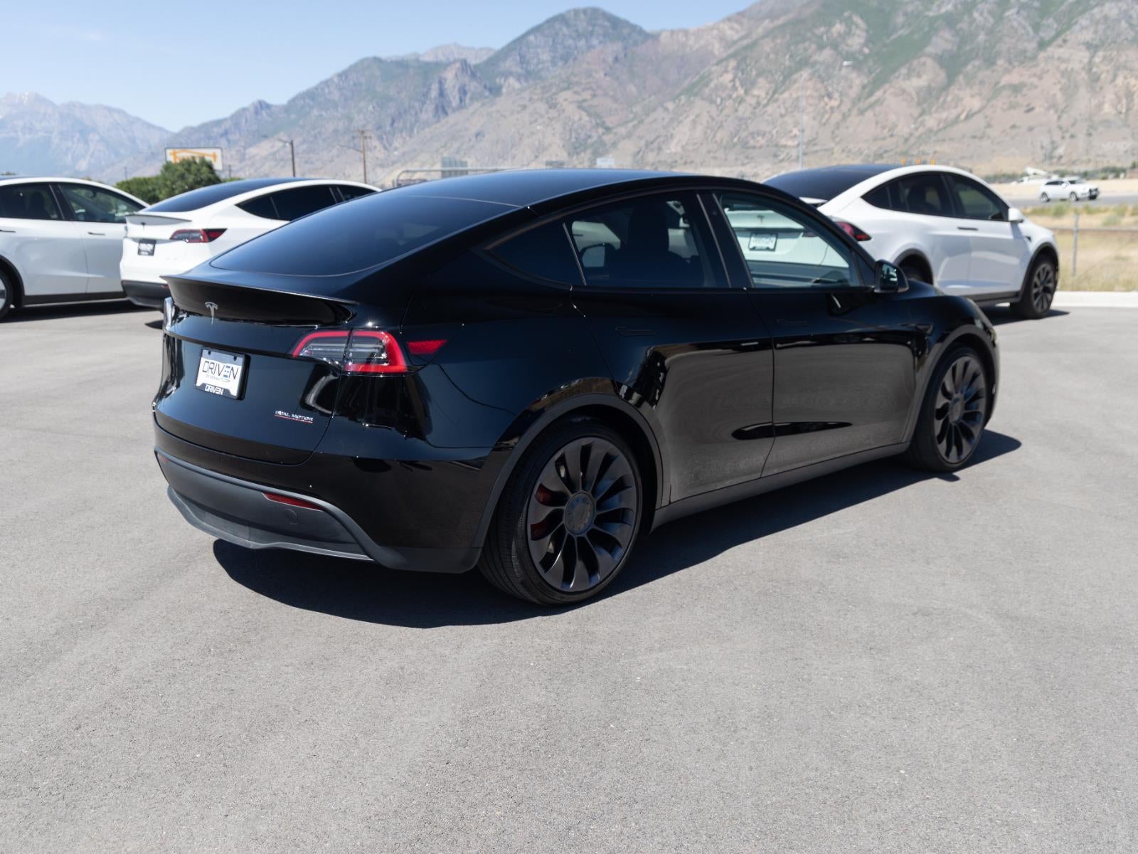 2023 Tesla Model Y Performance
