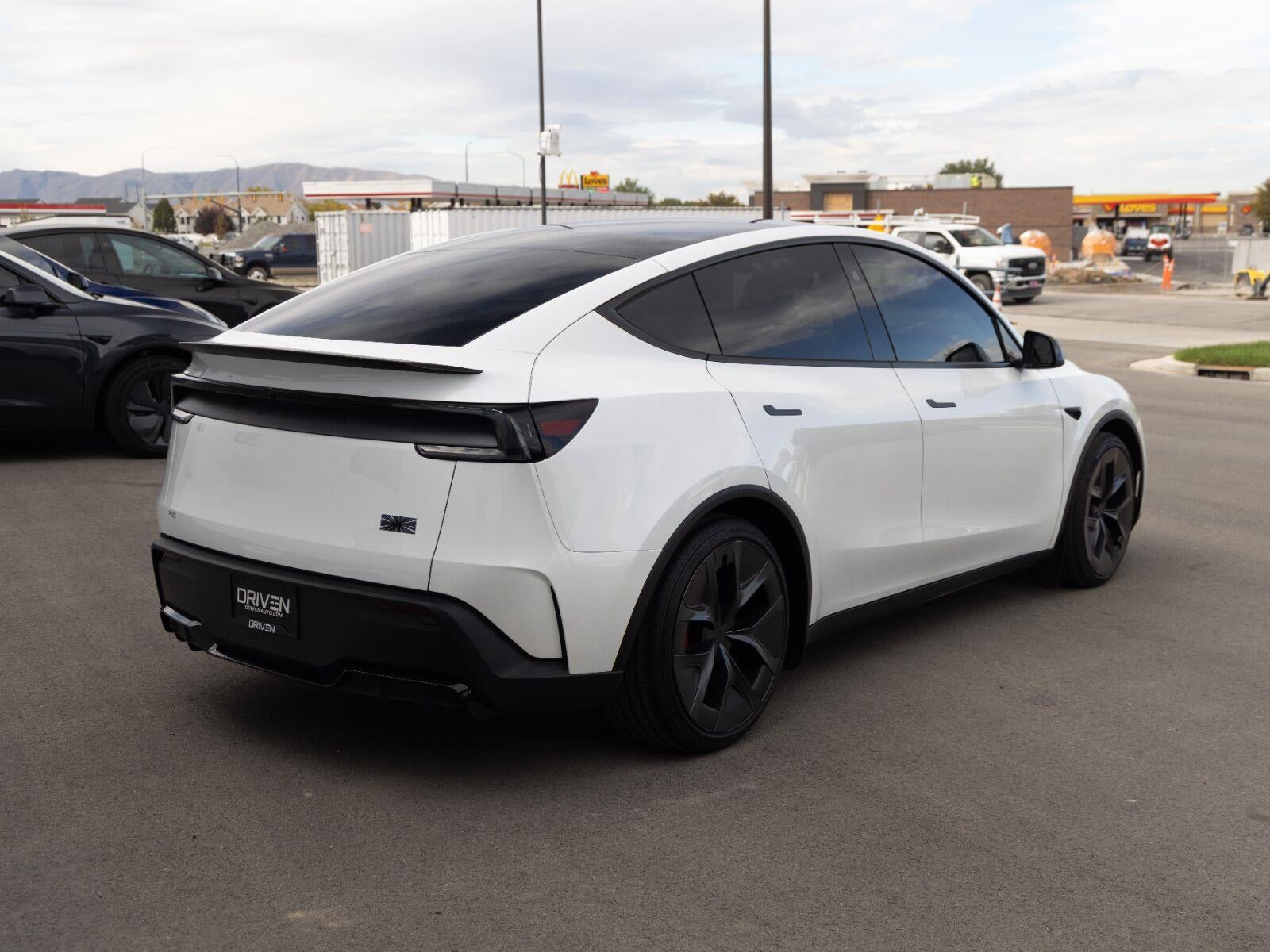 2026 Tesla Model Y Performance