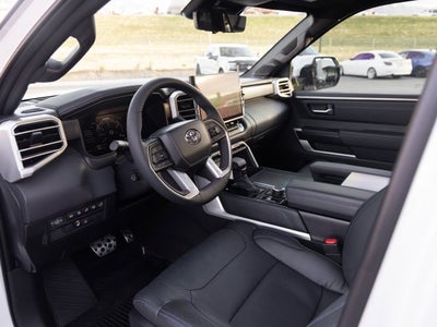 2025 Toyota Sequoia Platinum