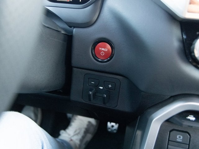 2025 Toyota Sequoia Platinum