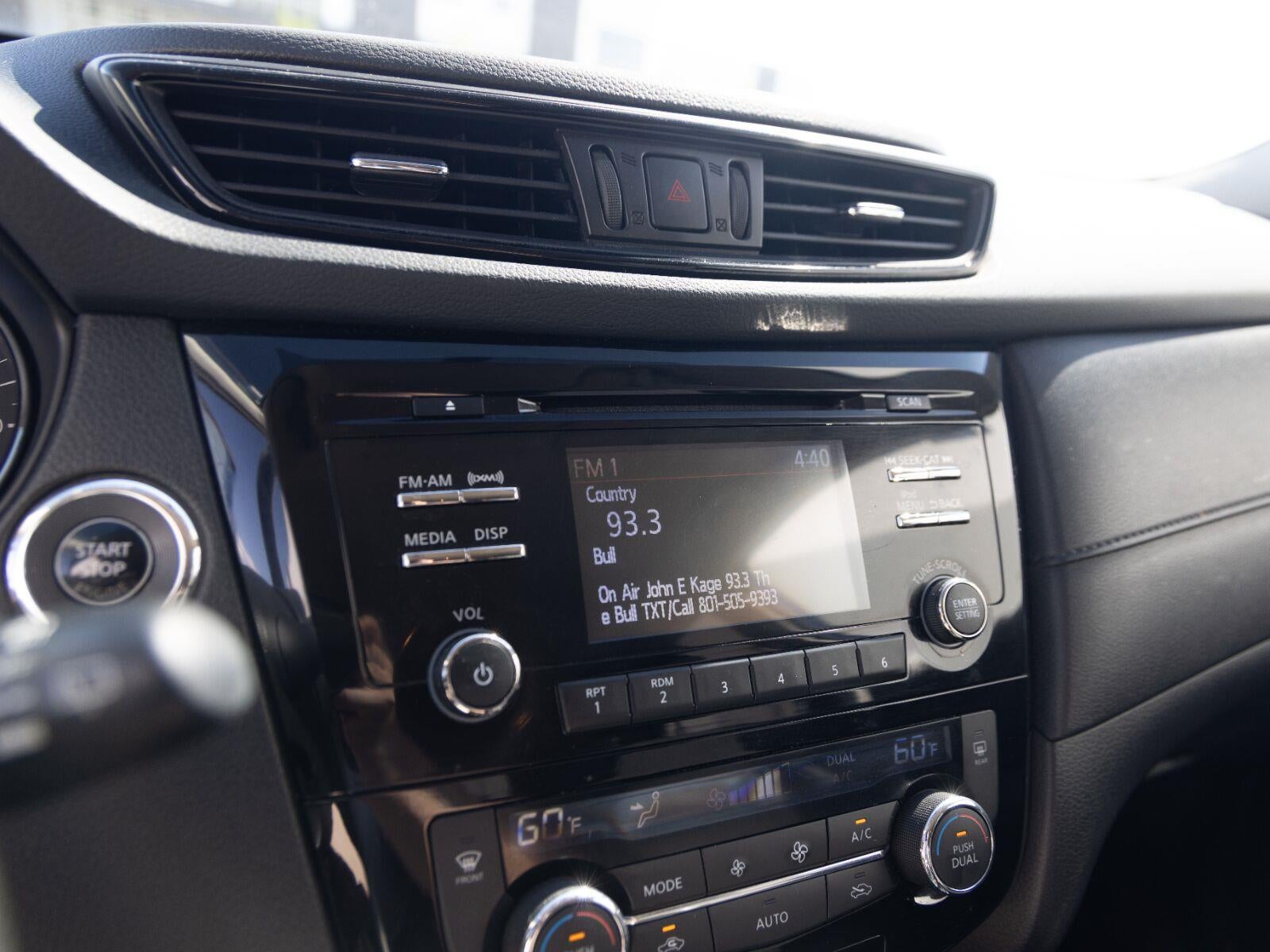 2017 Nissan Rogue SV