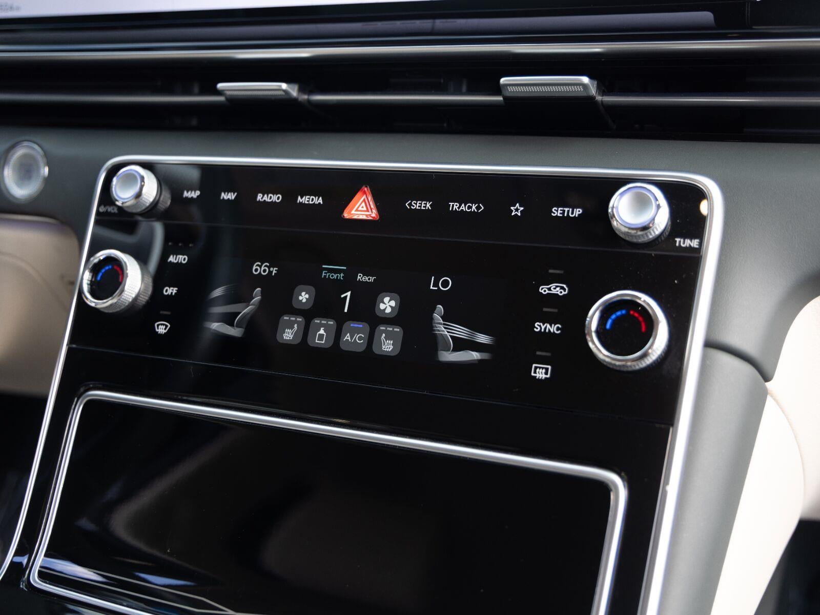 2025 Genesis GV80 2.5T Standard