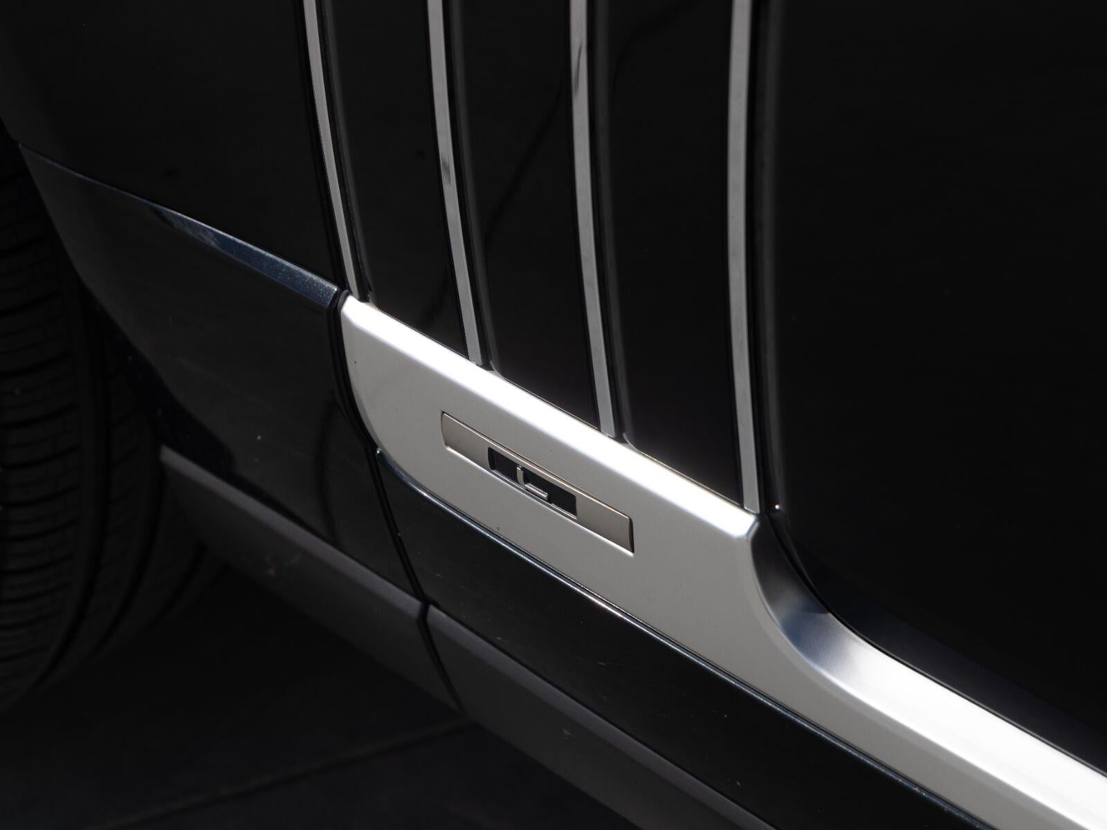2020 Land Rover Range Rover SV Autobiography