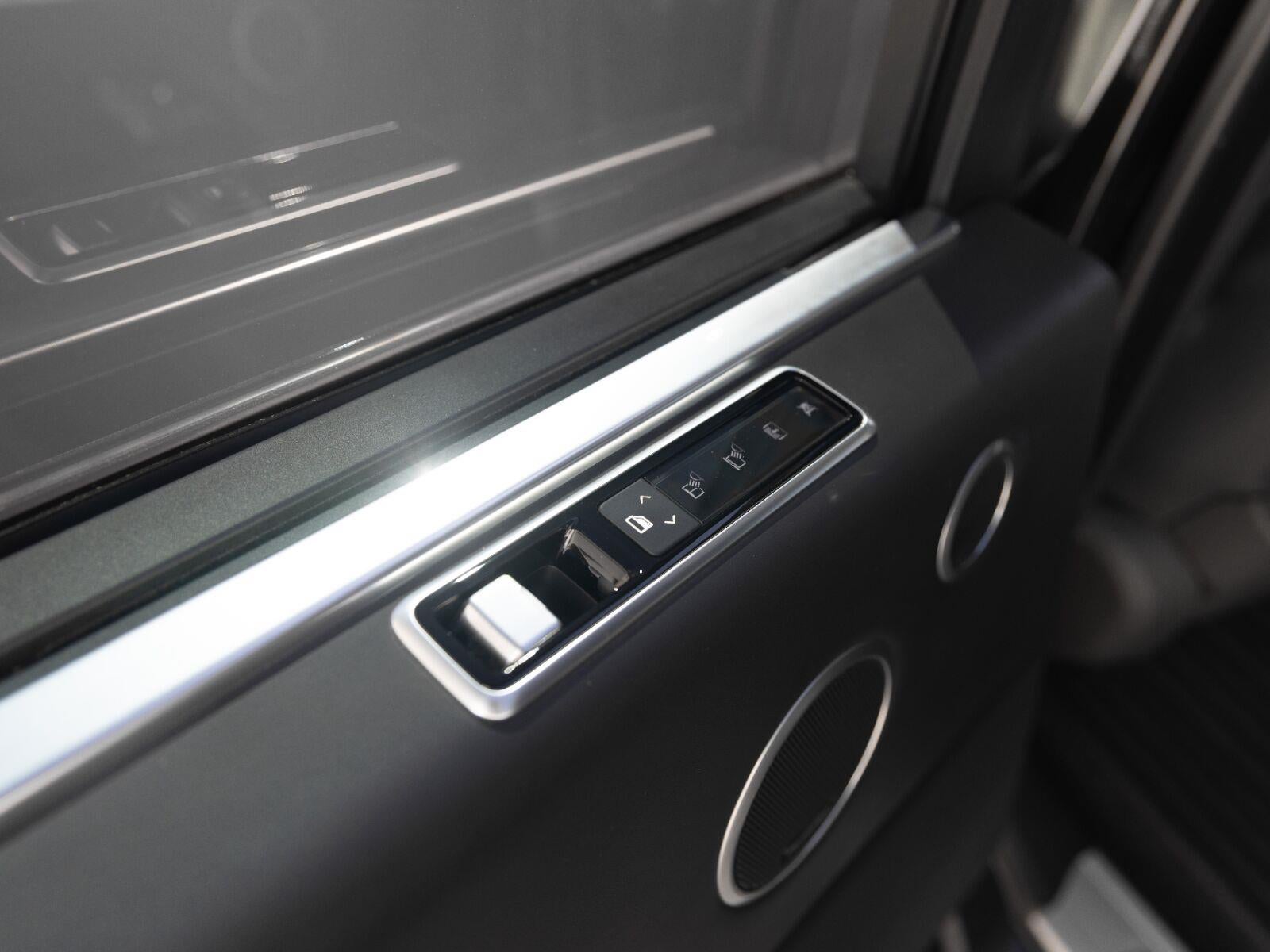 2020 Land Rover Range Rover SV Autobiography