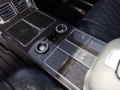 2020 Land Rover Range Rover SV Autobiography