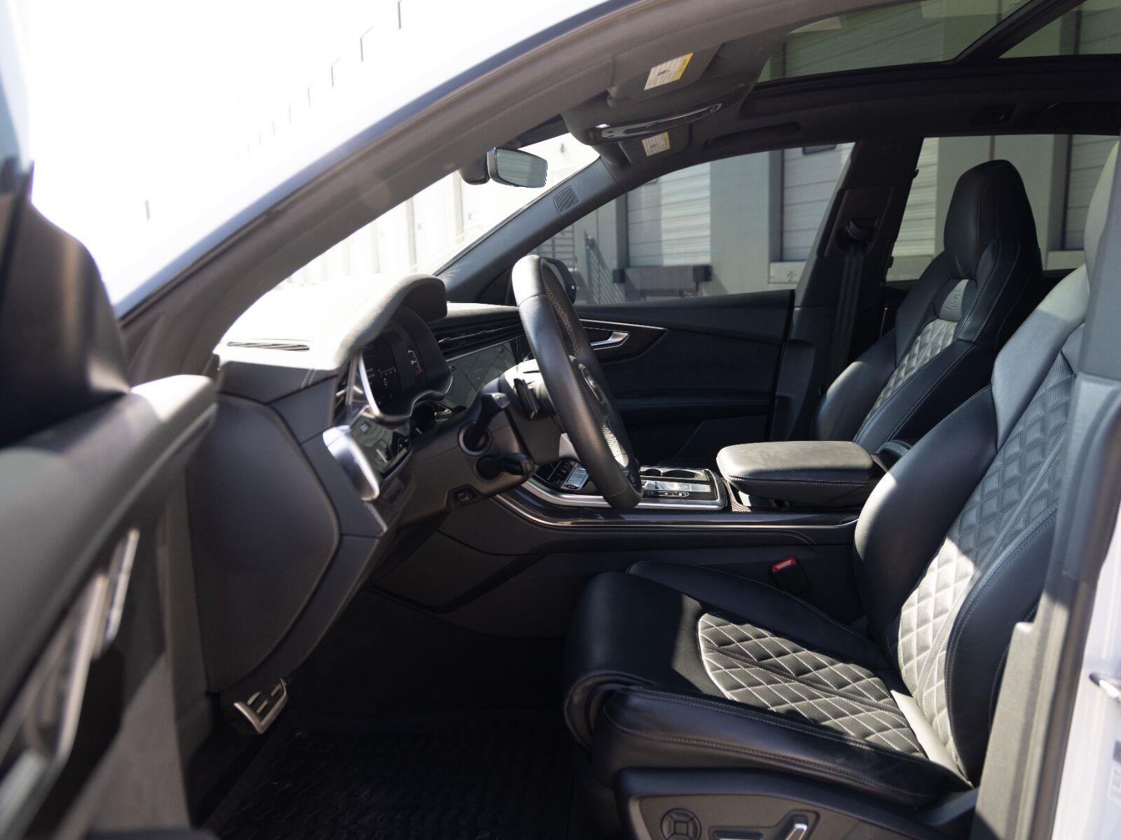 2023 Audi SQ8 Premium Plus