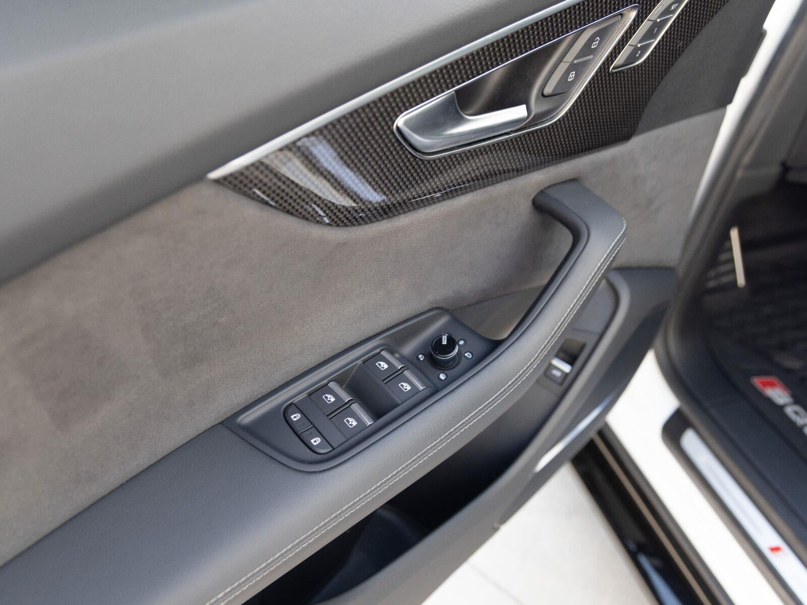 2023 Audi SQ8 Premium Plus