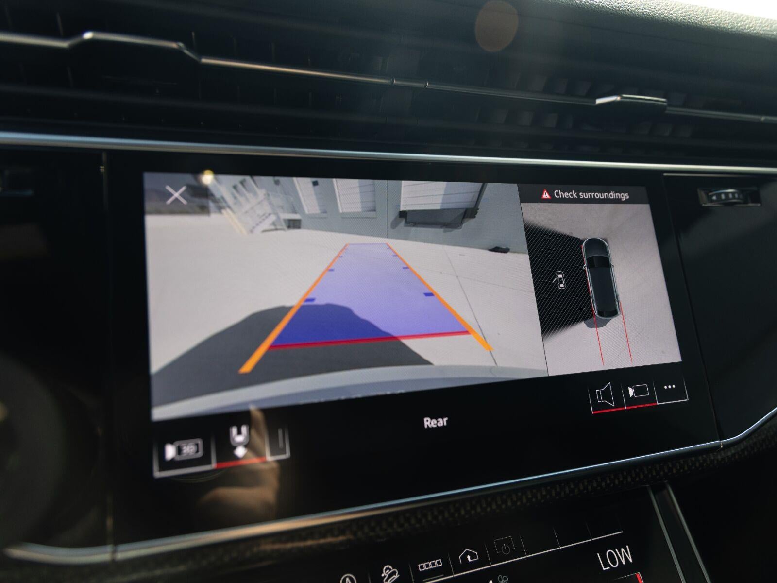 2023 Audi SQ8 Premium Plus