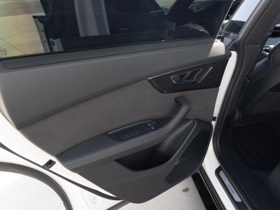 2023 Audi SQ8 Premium Plus