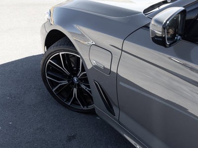 2022 BMW 5 Series 530e xDrive