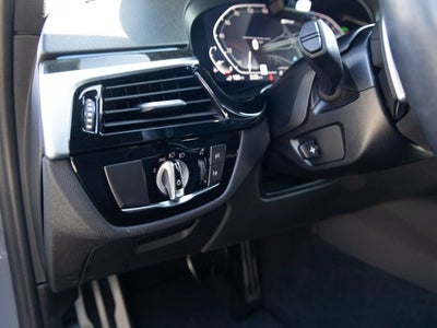 2022 BMW 5 Series 530e xDrive