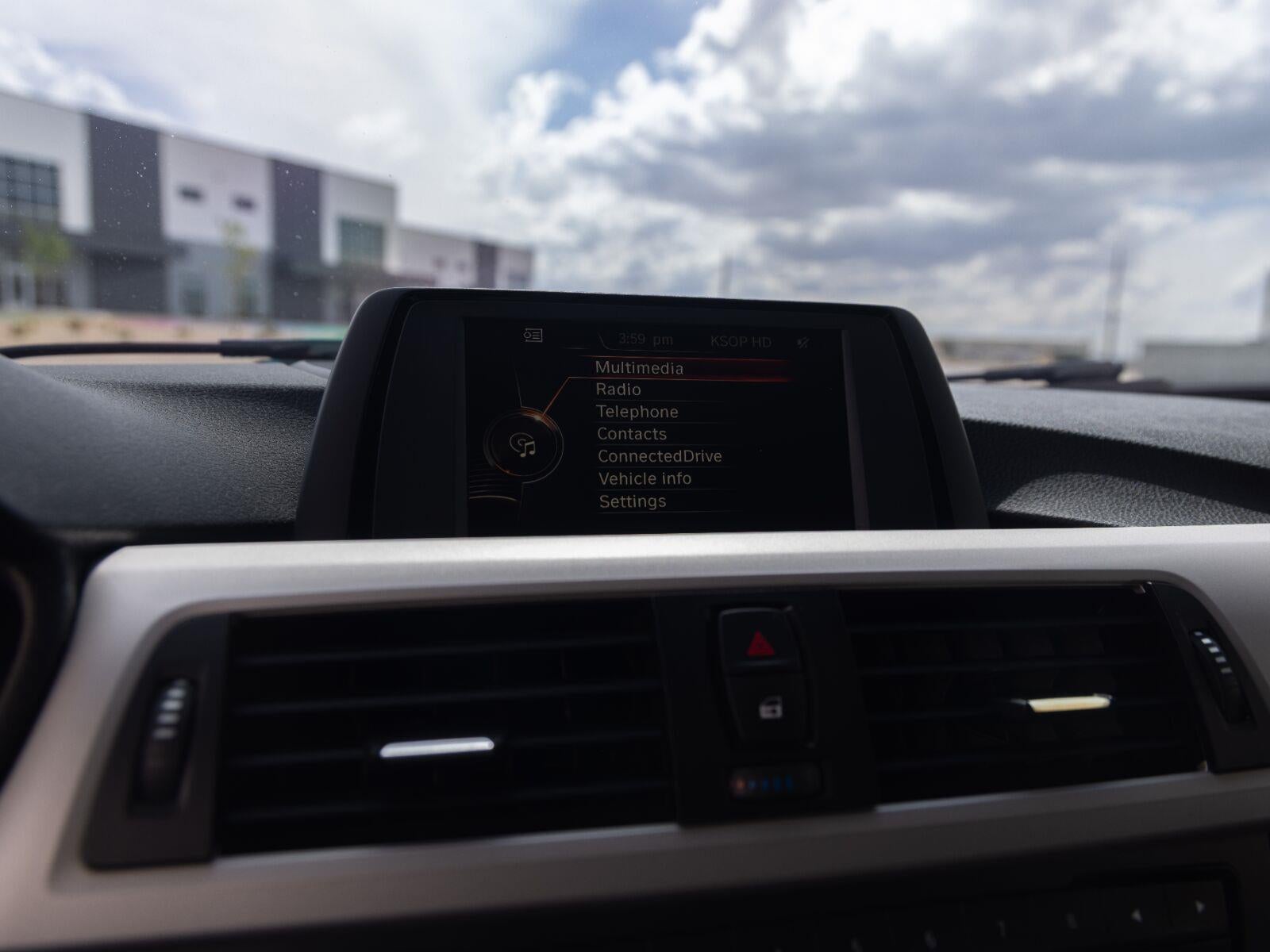 2015 BMW 3 Series 320i xDrive