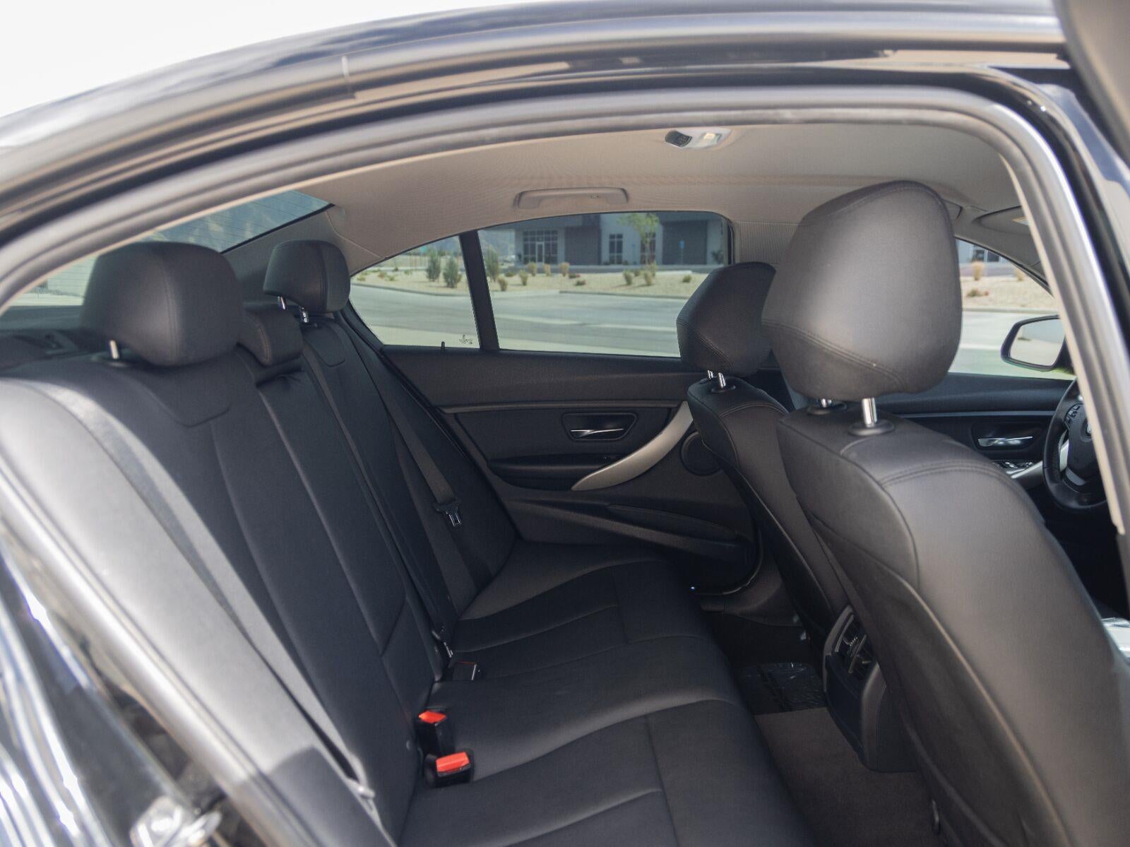 2015 BMW 3 Series 320i xDrive