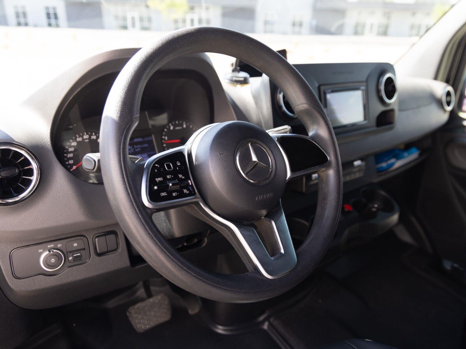 2019 Mercedes-Benz Sprinter Cab Chassis Standard Roof V6